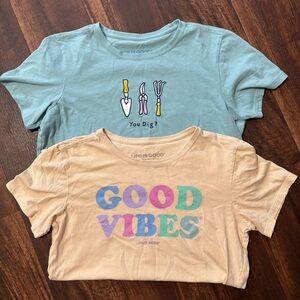 Life is good crusher tee bundle good vibes you dig size S euc